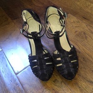 Joie dark plum heels